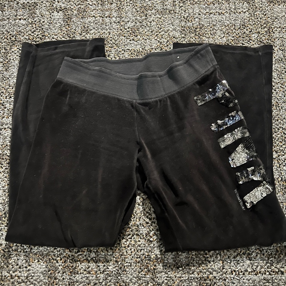 y2k yoga pants